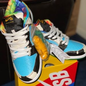 Chunky Dunky authentic available. Very comfortable